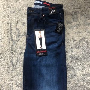 NWT celebrity pink 29 skinny jeans